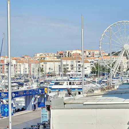 2 Lits Double T2 Sur Port Clim Parking Prive 2mn Plages Apartment